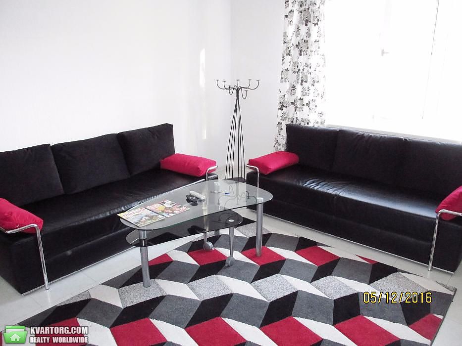 Rent out 2-room apartment. Киев,  Шелковичная — photo 3