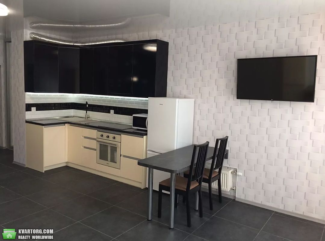 Rent out 1-room apartment. Киев, Регенераторна — photo 3