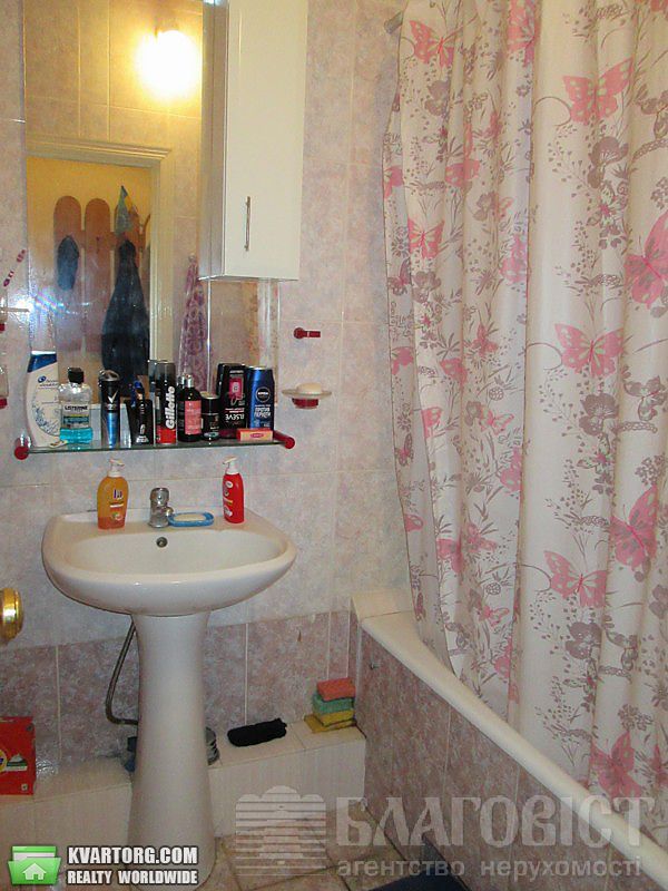 Sell 2-room apartment. Киев,  Барбюса — photo 9