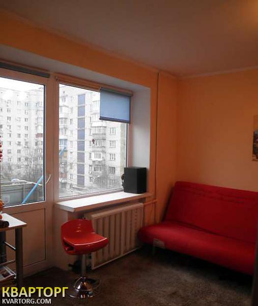 Sell 1-room apartment. Киев, Новопироговская — photo 2