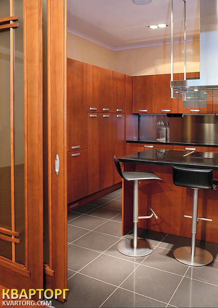 Rent out 5-room apartment. Киев,  Леси Украинки бул — photo 3