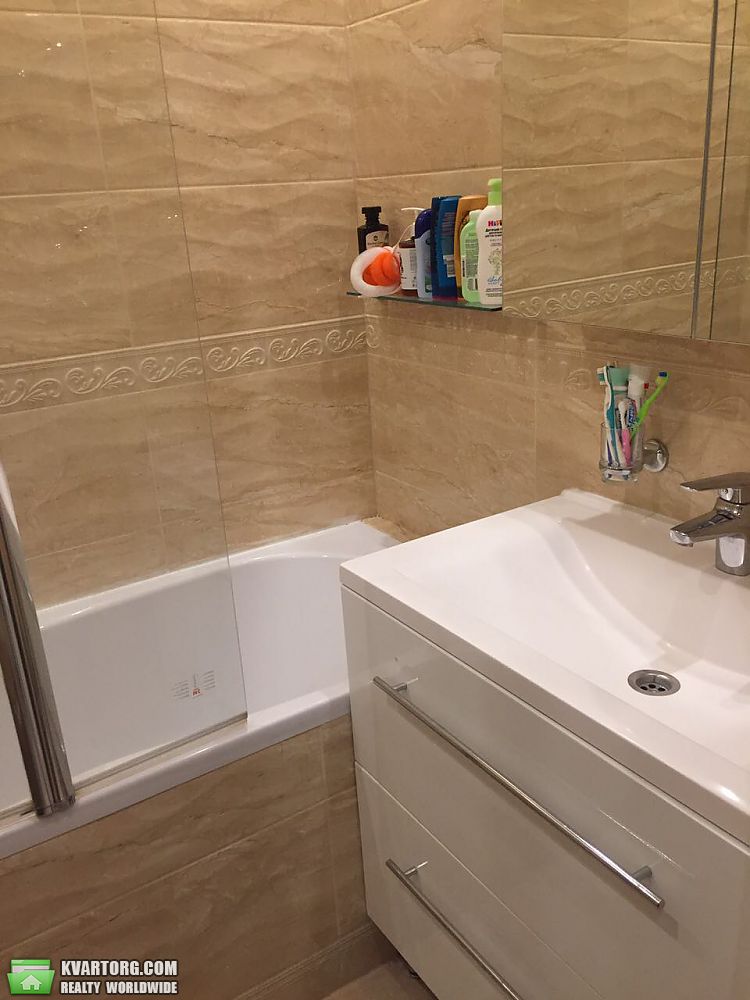 Rent out 2-room apartment. Киев,  Севастопольская — photo 5