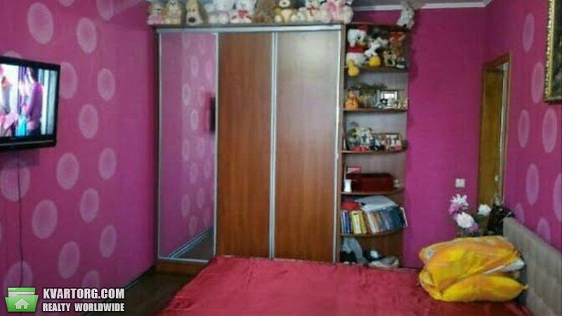 Sell 2-room apartment. Киев,  Радужная — photo 1