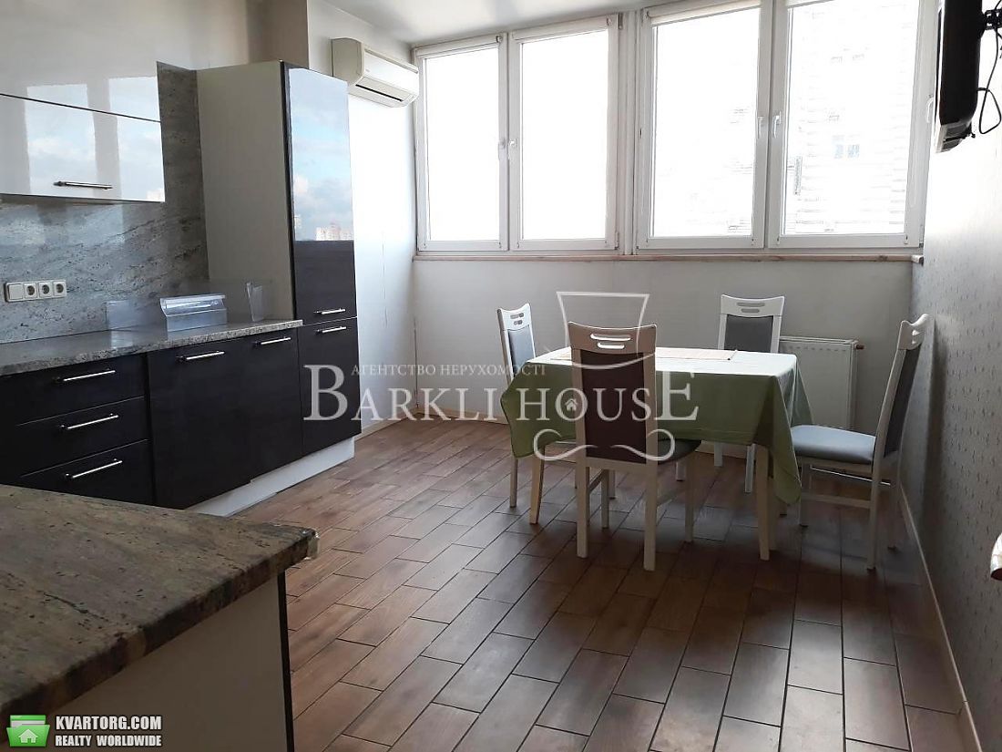Rent out 2-room apartment. Киев, Голосеевская — photo 2