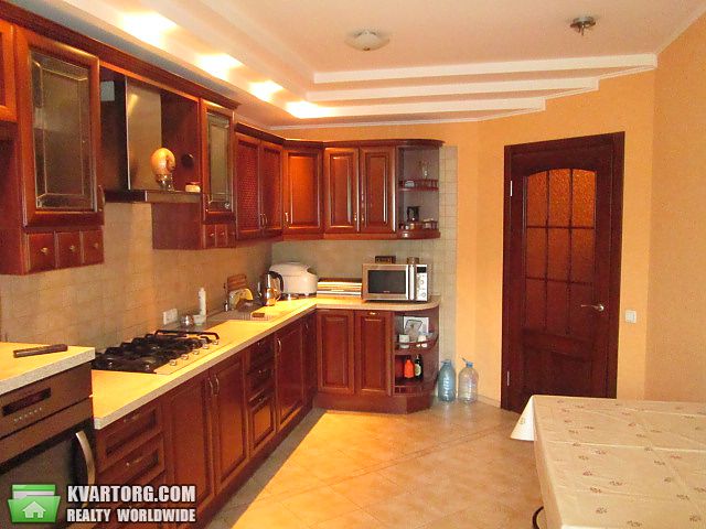 Rent out 3-room apartment. Днепропетровск, Набережная Победы — photo 2