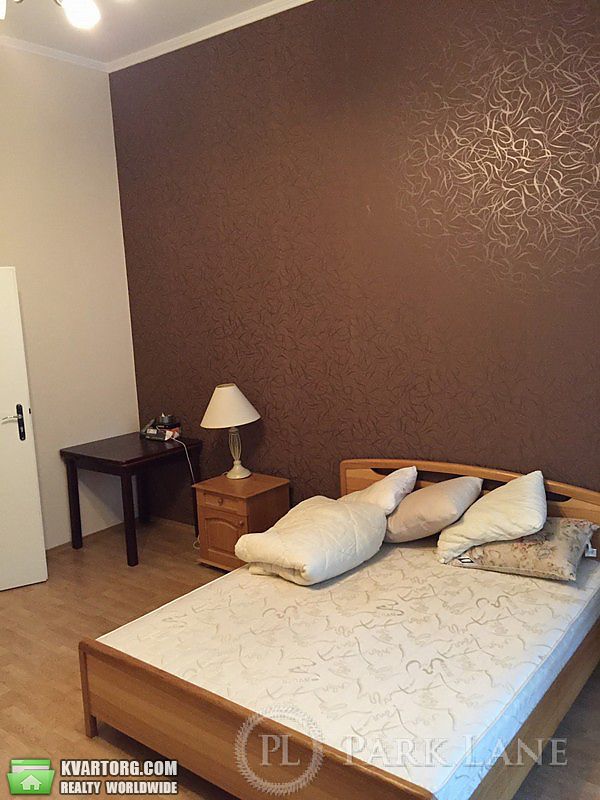 Sell 2-room apartment. Киев,  Гончара — photo 1