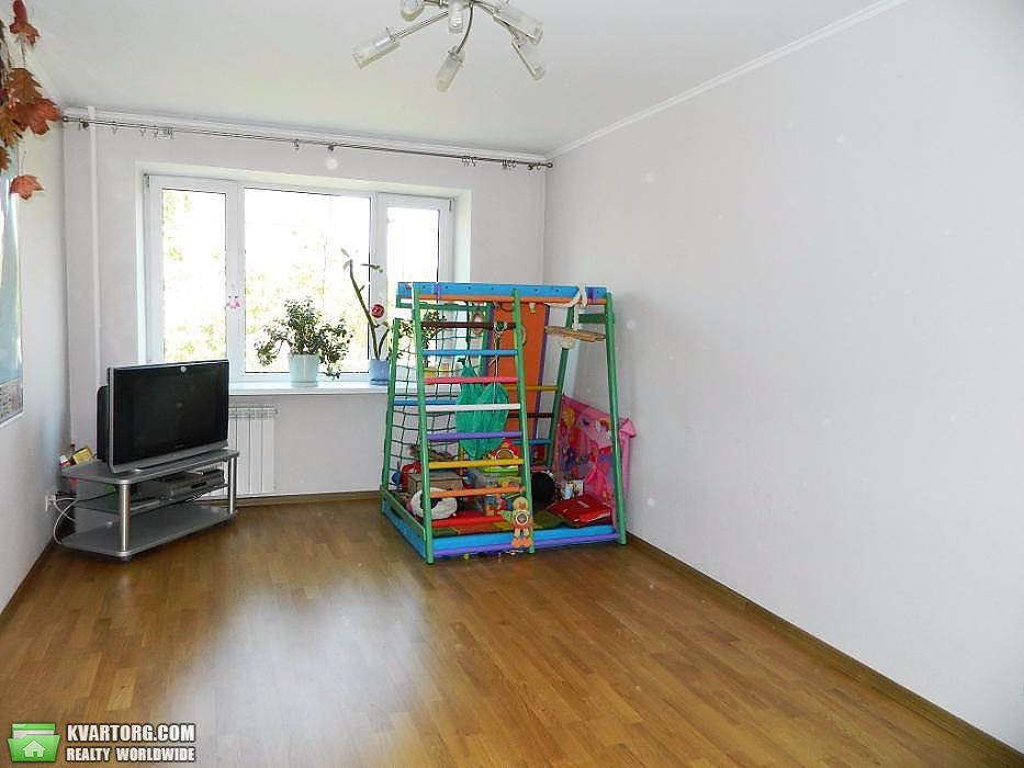Sell 3-room apartment. Киев,  Славгородская — photo 2