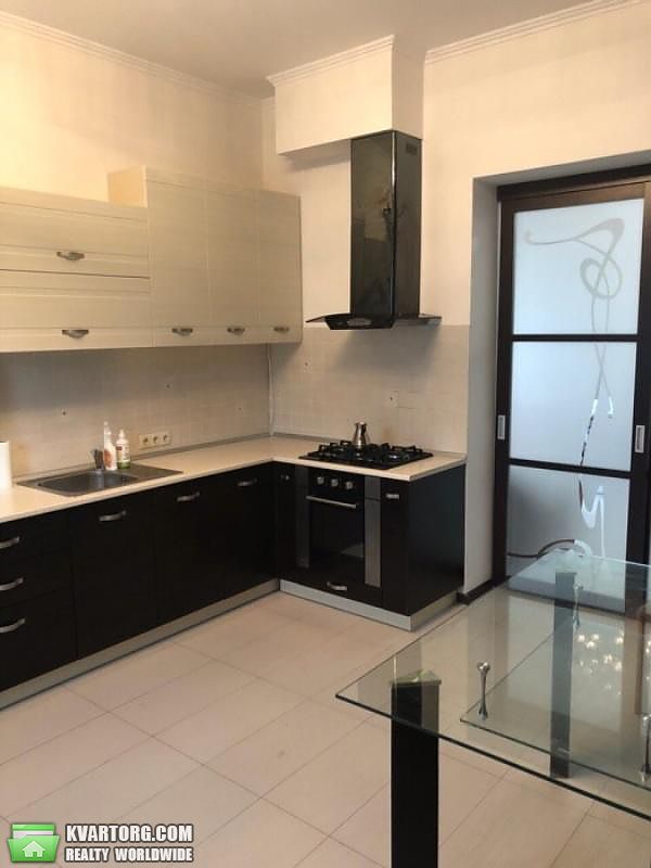 Rent out house. Киев,  Приречная — photo 2