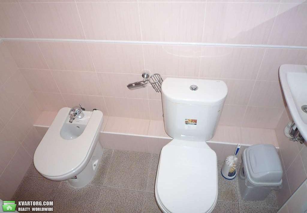 Rent out 2-room apartment. Киев,  Лютеранская — photo 4