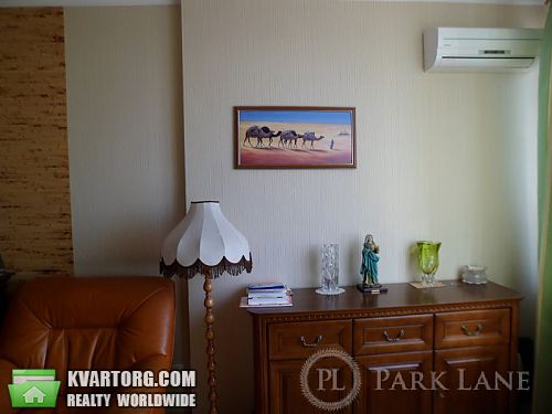 Sell 2-room apartment. Киев, Днепровская наб — photo 4