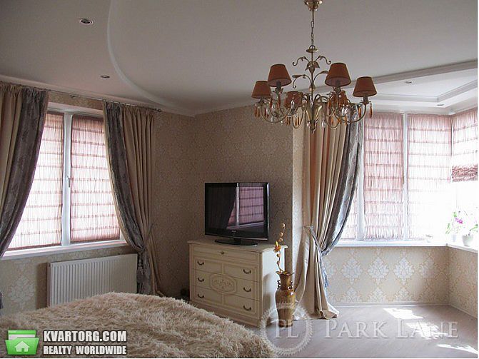 Sell 2-room apartment. Киев,  Салютная — photo 2
