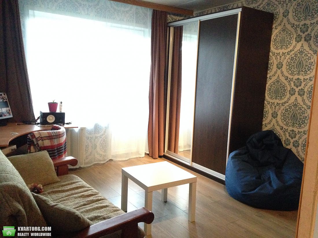 Sell 1-room apartment. Киев,  Багговутовская — photo 1