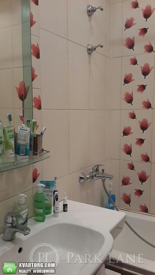 Sell 2-room apartment. Киев,  Братиславская — photo 7