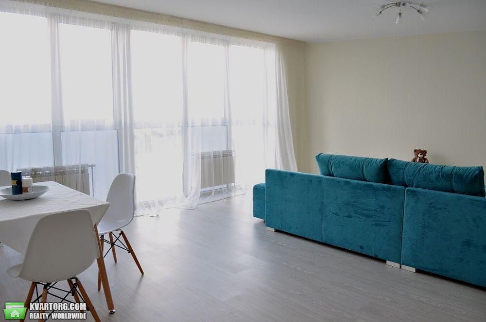 Rent out 2-room apartment. Киев, деловая — photo 6