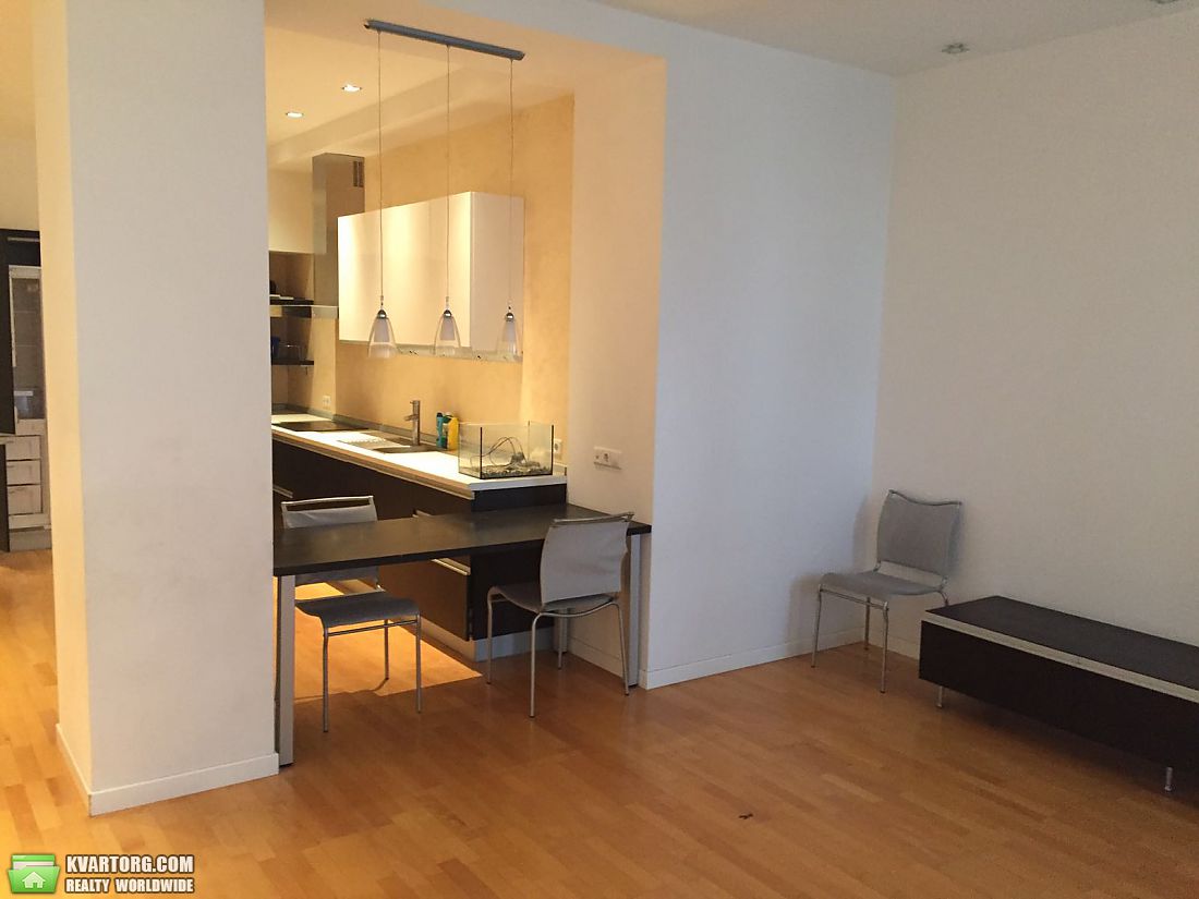 Rent out 3-room apartment. Днепропетровск, Дзержинкого — photo 1