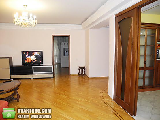 Rent out 3-room apartment. Киев,  Старонаводницкая — photo 3