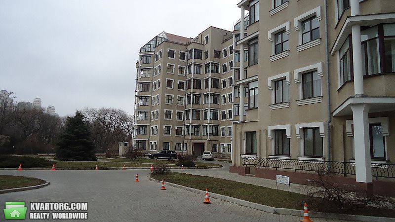 Rent out 3-room apartment. Одесса, проспект Шевченка — photo 8