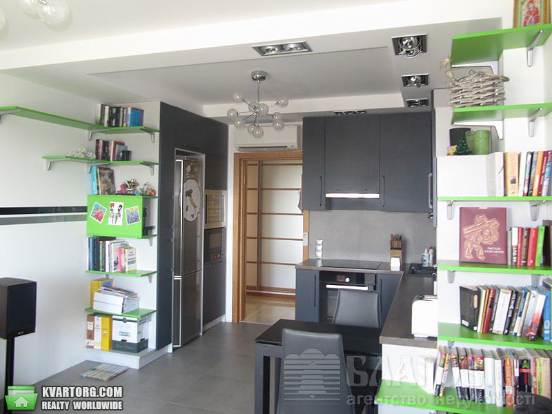 Sell 1-room apartment. Киев,  Дегтяревская — photo 6
