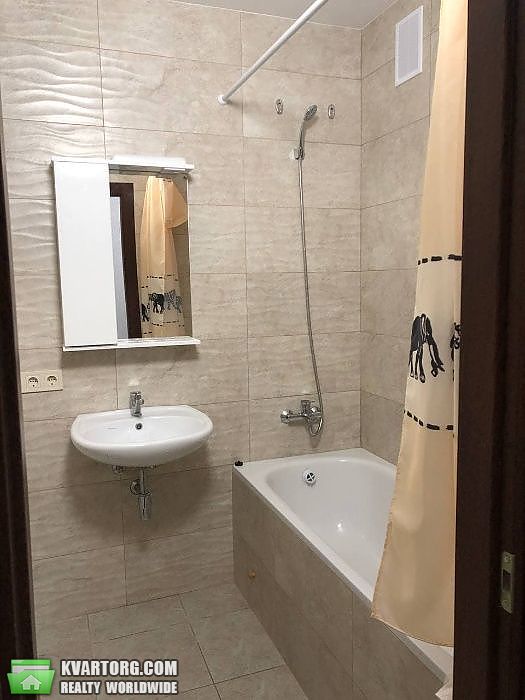 Rent out 2-room apartment. Киев, Балтійський пров. — photo 7