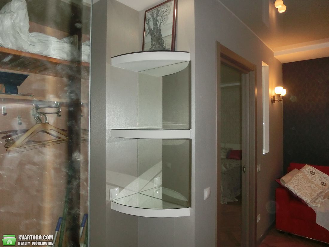 Rent out 1-room apartment. Киев, Никольский пер. — photo 10