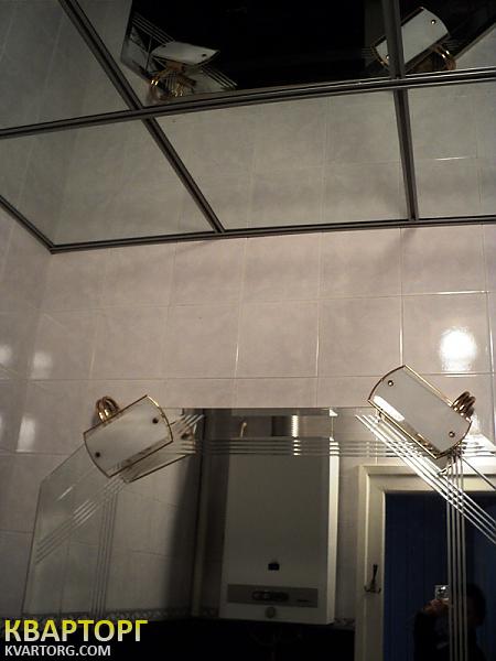 Rent out 3-room apartment. Киев, Гоголевская ул. — photo 2