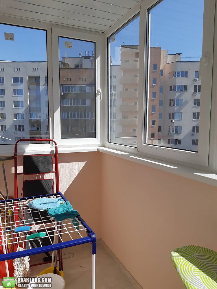 Rent out 2-room apartment. Киев,  Демиевская — photo 2