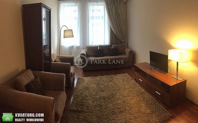 Rent out 2-room apartment. Киев,  Мазепы — photo 3