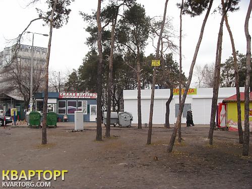 Rent out shop. Киев,  метро "Лесная" — photo 1