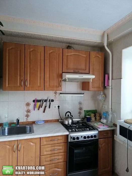 Sell 3-room apartment. Киев,  Салютная — photo 2
