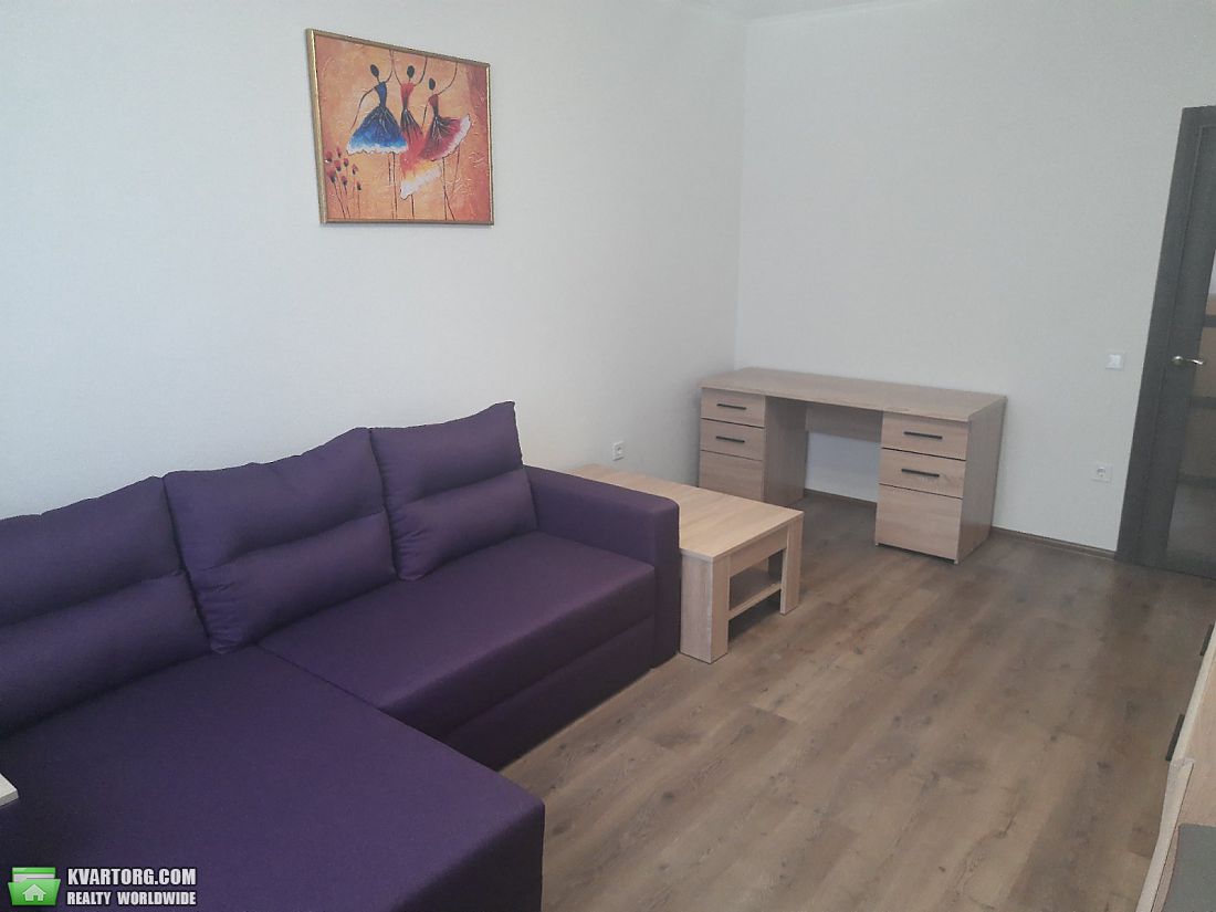 Rent out 1-room apartment. Киев, Пчилки — photo 6
