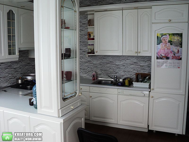 Sell house. Киев,  Лесная — photo 5