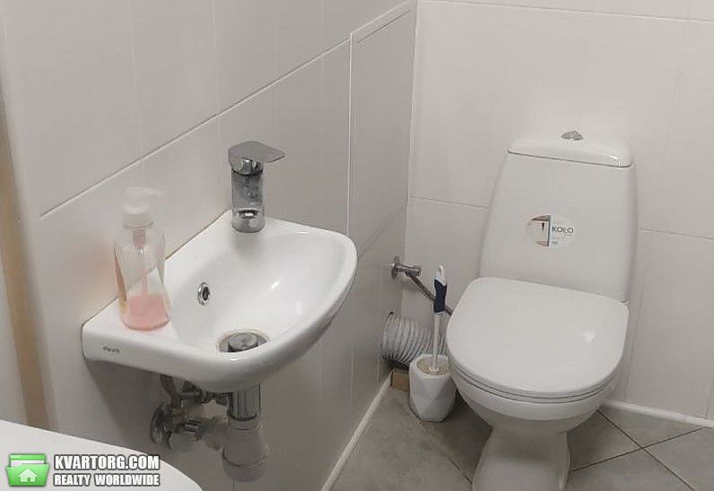 Rent out 2-room apartment. Киев,  Туманяна — photo 8