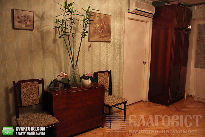 Sell 3-room apartment. Киев,  Дегтяревская — photo 3