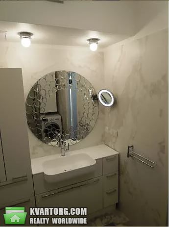 Rent out 3-room apartment. Киев,  Большая Васильковская — photo 10