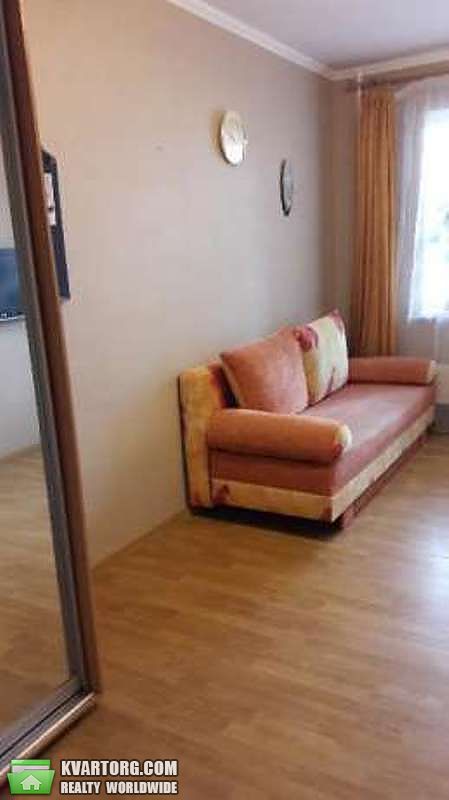 Sell 3-room apartment. Киев,  Каштановая — photo 2