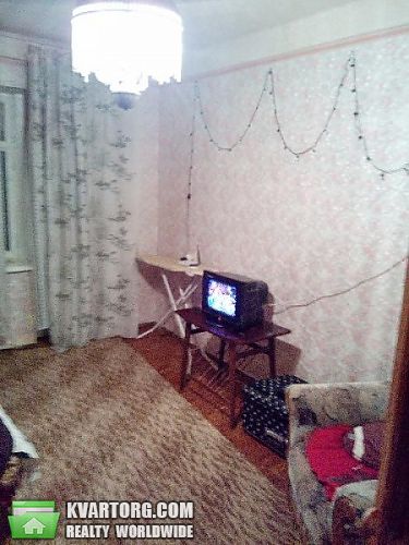 Sell 2-room apartment. Киев,  Салютная — photo 6