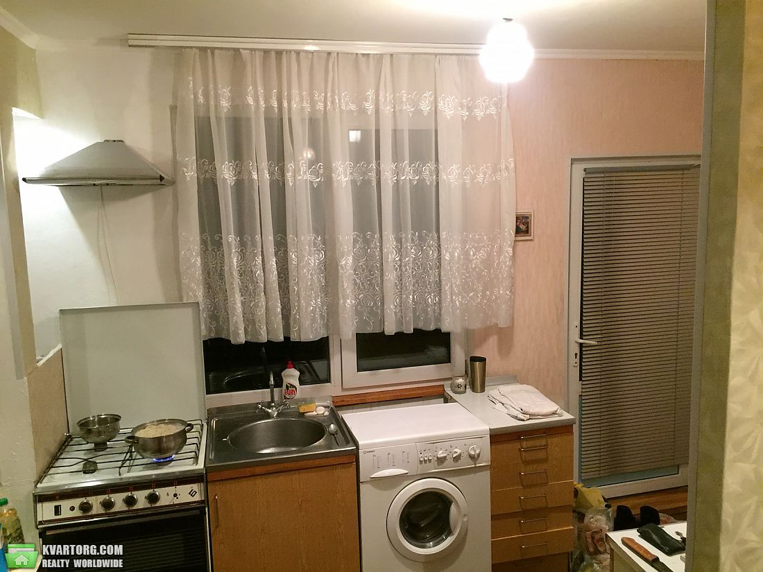 Rent out 1-room apartment. Киев, Жовтневая — photo 5