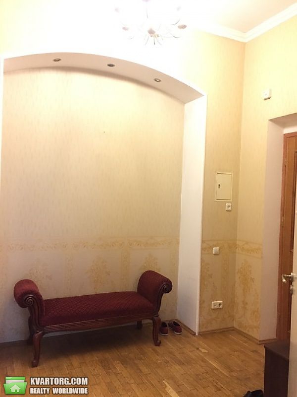 Rent out 1-room apartment. Киев,  Богдана Хмельницкого — photo 4