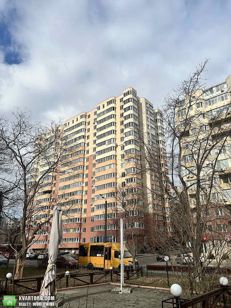Під Держ. програми і сертифікати , 3 ри кімнатна квартира в Одесі