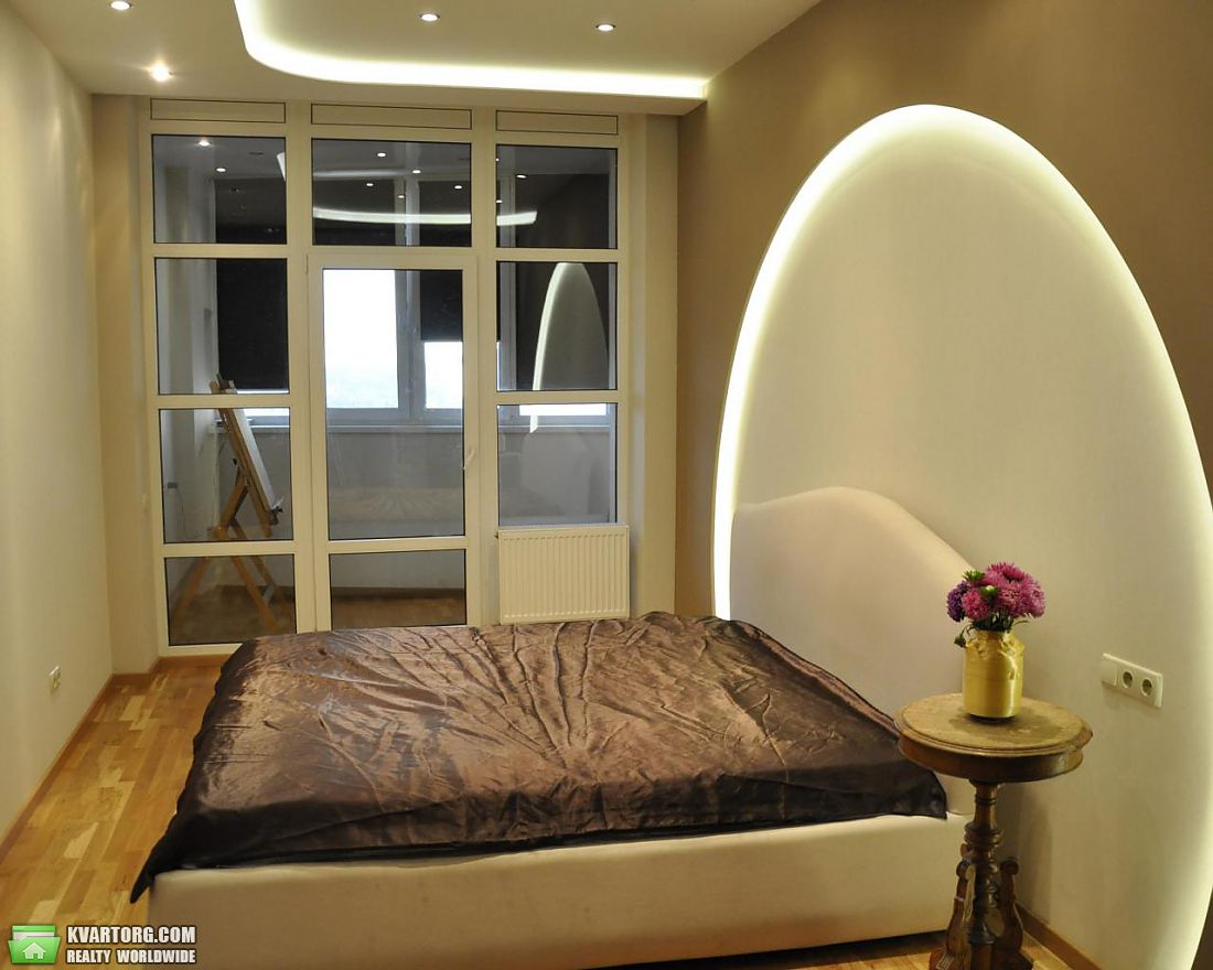 Rent out 3-room apartment. Киев,  Шамрыло — photo 8