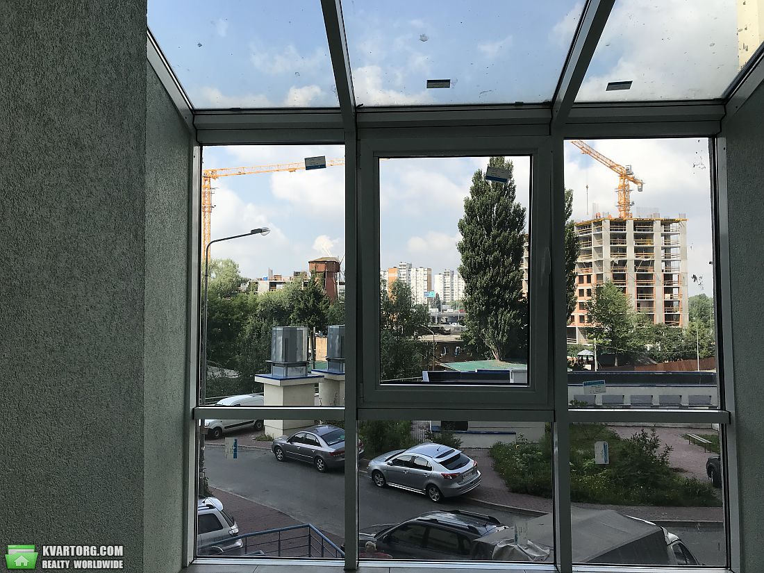 Rent out 2-room apartment. Киев,  Глушкова пр — photo 3