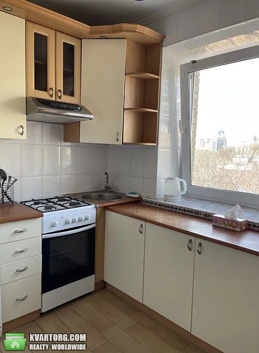 Rent out 2-room apartment. Киев,  Печерский спуск — photo 4