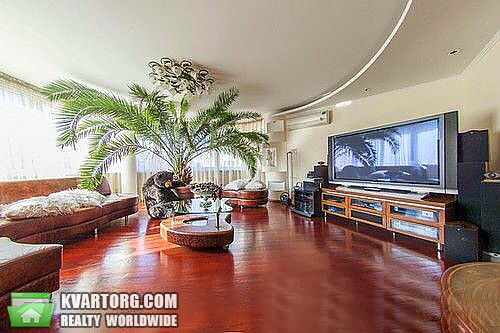 Sell 4-room apartment. Киев, Окипной — photo 1