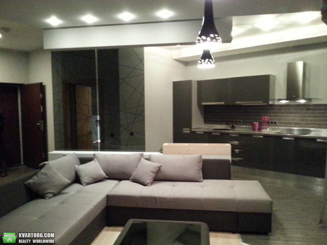 Rent out 1-room apartment. Киев,  Шота Руставели — photo 1