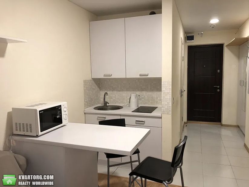 Rent out 1-room apartment. Киев,  Машиностроительная — photo 3