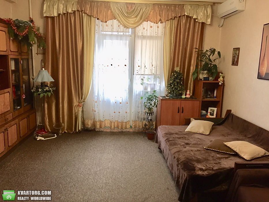 Sell 2-room apartment. Киев, Кириловская — photo 3