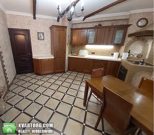 Sell 3-room apartment. Киев,  Салютная — photo 2