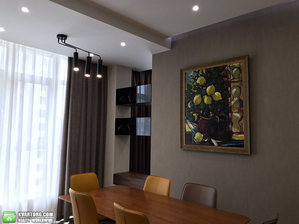 Rent out 5-room apartment. Киев, Драгомирова ул. — photo 4