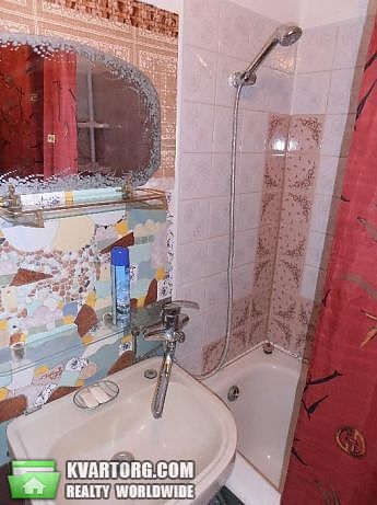 Rent out 1-room apartment. Киев,  Героев Днепра — photo 8