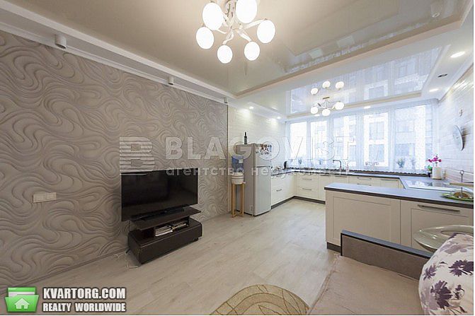 Sell 3-room apartment. Киев,  Конева — photo 9